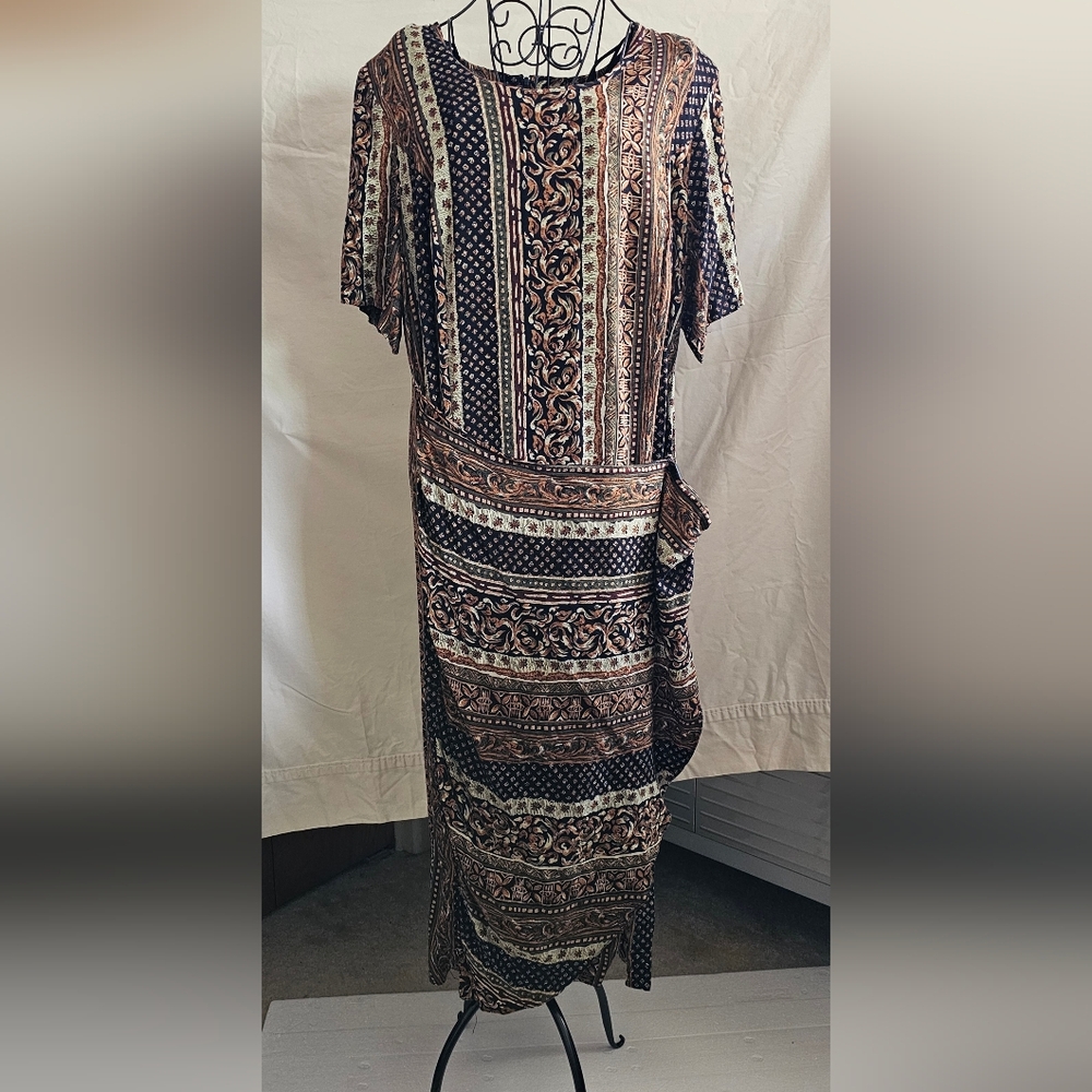 Chic Asymmetrical Dress with Intricate Patterns